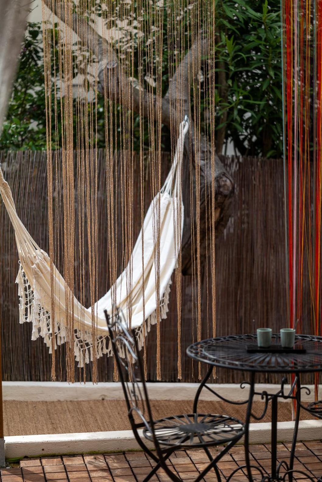 Studio Terrasse La Roulotte Du Tzigane Mandara Beach Antibes Juan-Les-Pins Exterior foto